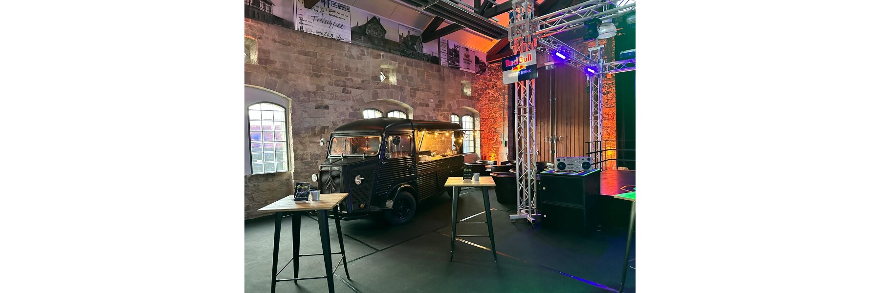Warum sind Stehtische ideal für Events? - Warum Stehtische bei Events unverzichtbar sind – Vorteile im Überblick