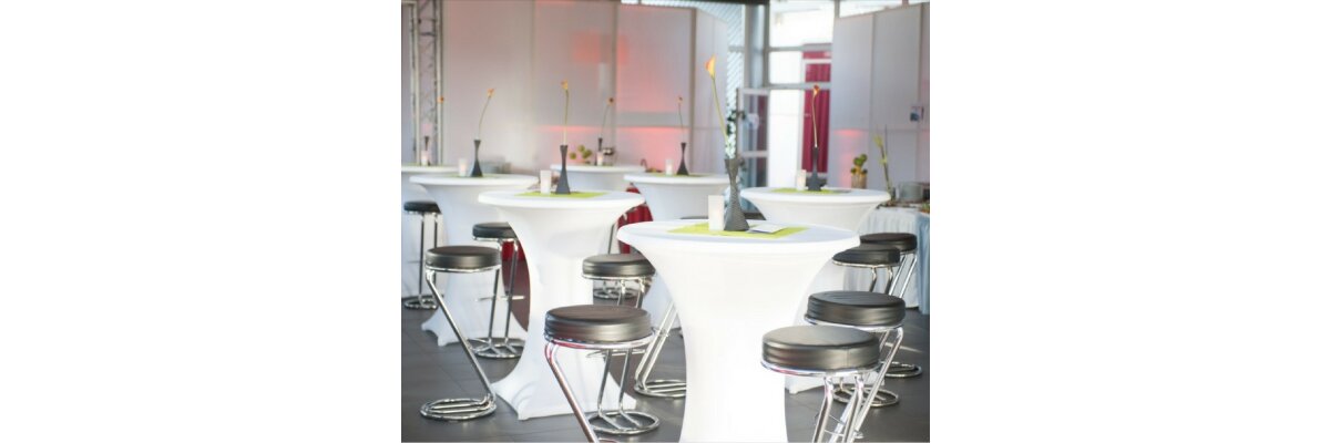 Wie stabil sind klappbare Stehtische für Events? - 